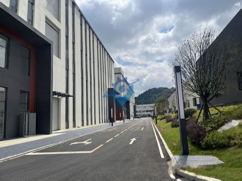 观山湖全新厂房出租 价格实惠 交通方便