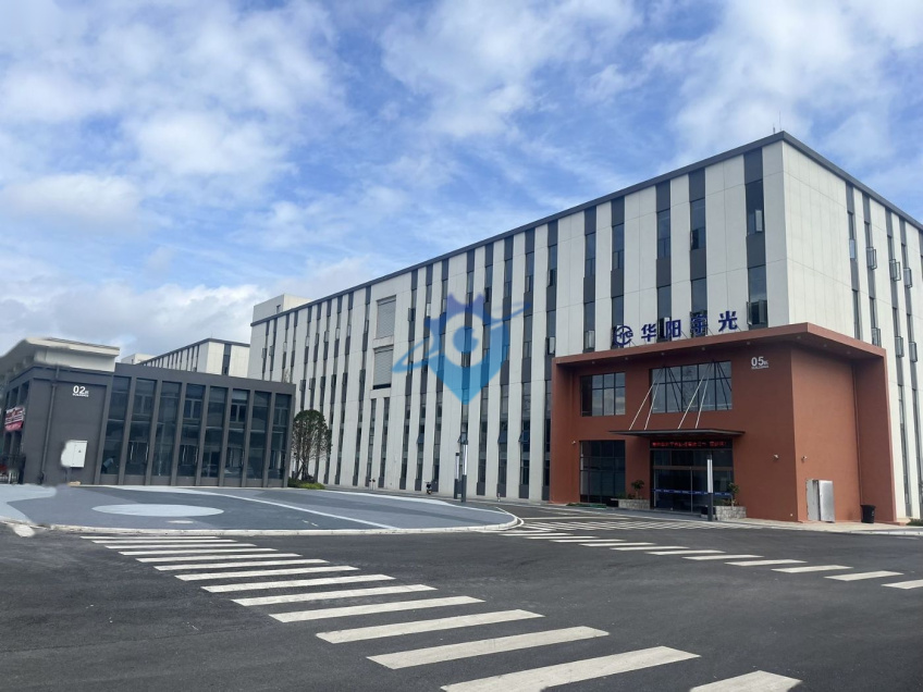 厂房出租 配有食堂 人才公寓 商务酒店 会议厅